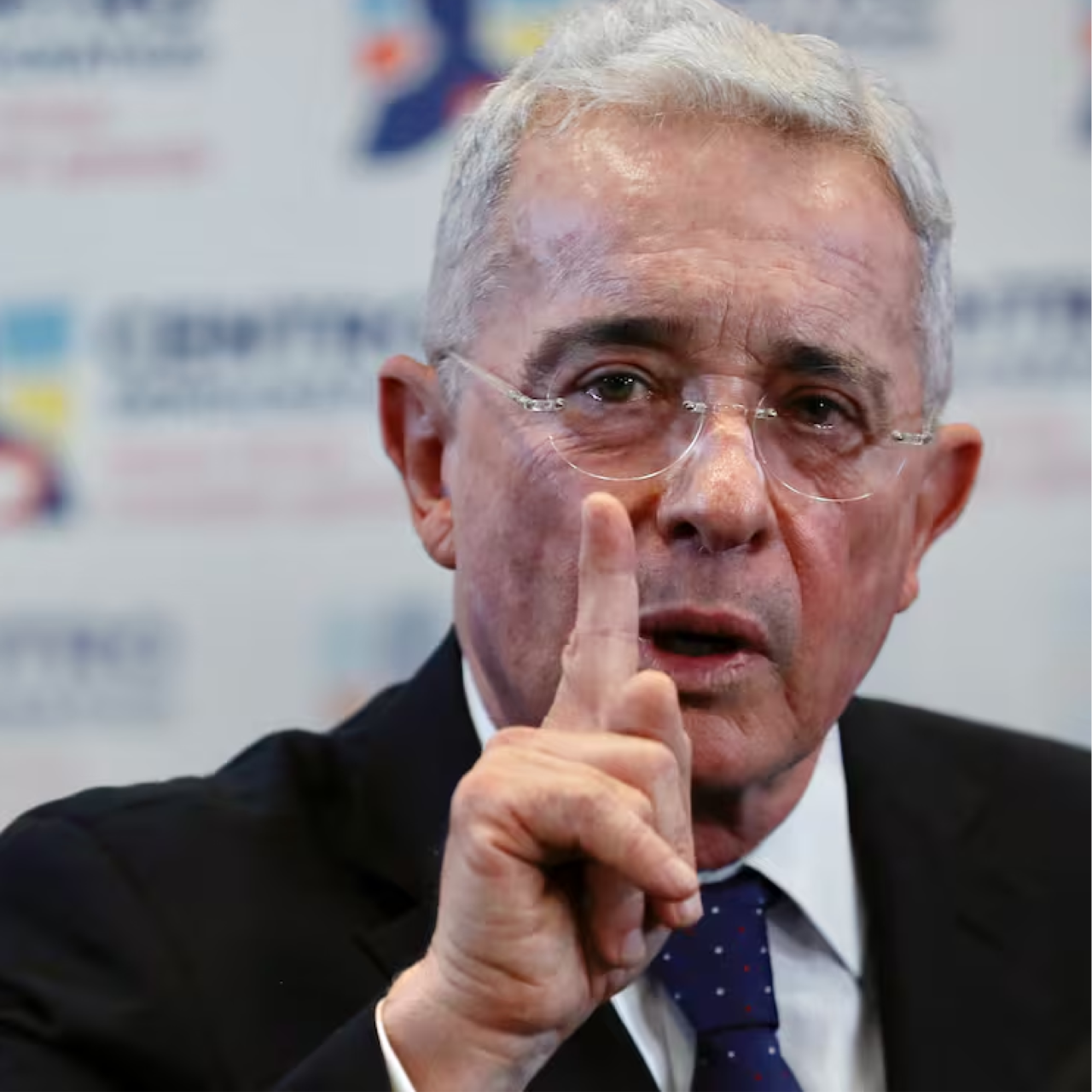 libertad Álvaro Uribe