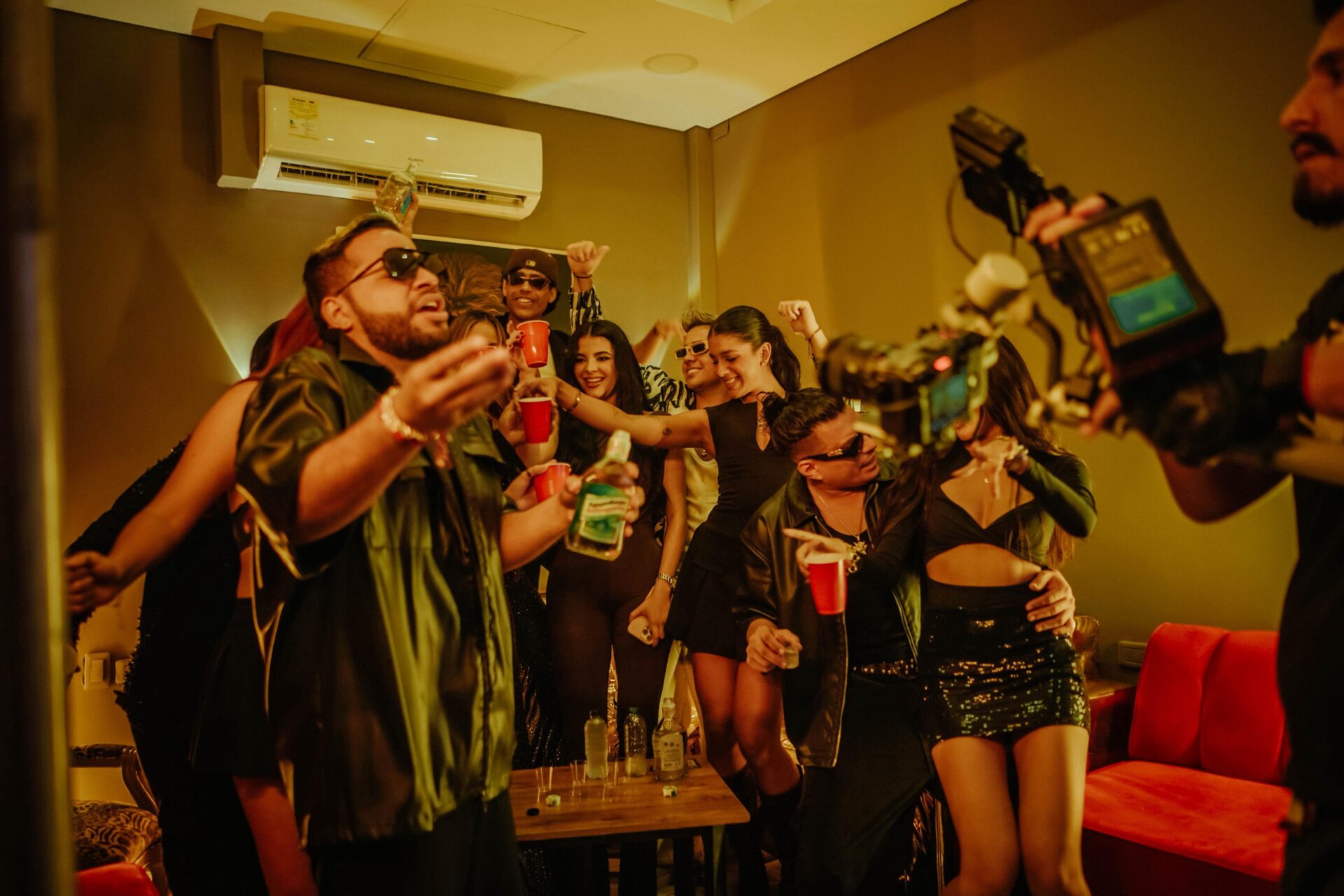 Kvrass La Botella lanzamiento oficial