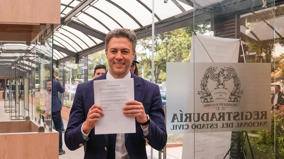 Registraduría rechaza comité de firmas de Daniel Quintero